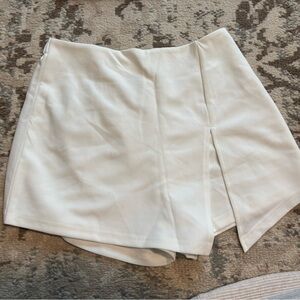 SHEIN Elegant White Skort